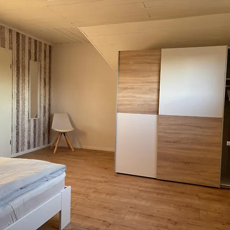 2-zimmer-wohnung Mit Moderner Ausstattung Apartment *